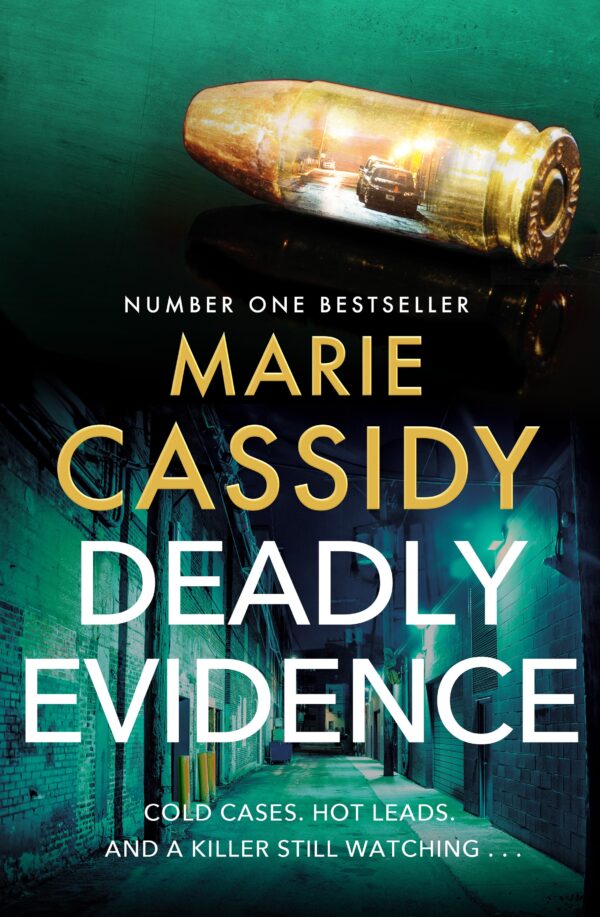 Deadly Evidence 9781399703642.